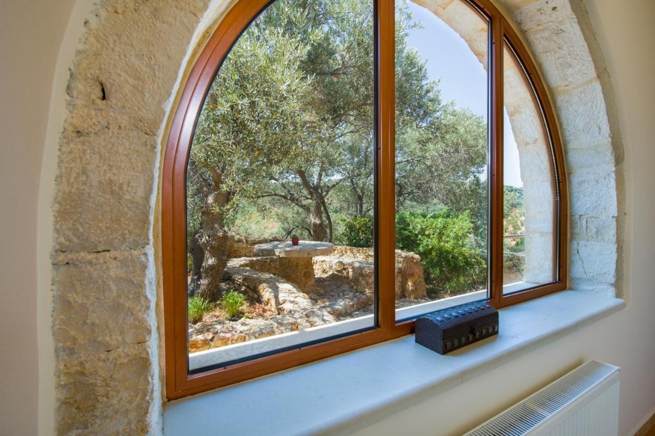 Villa Kourouni Stalos Exterior photo
